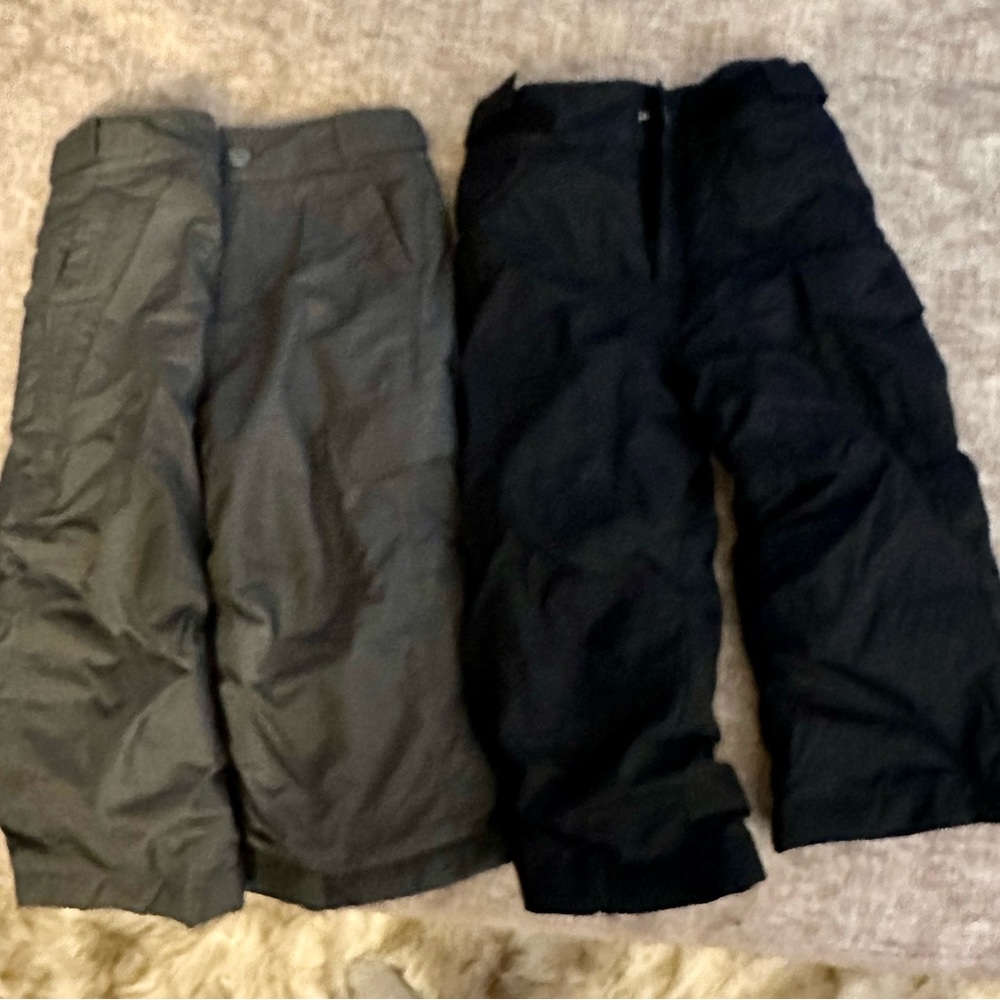 Columbia snow pans size 2